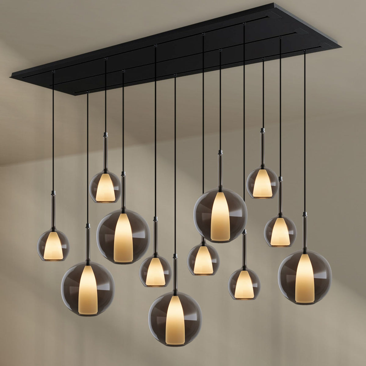Suspension de table Belluna 12 lumières sur 3 rangées, longueur 200 cm