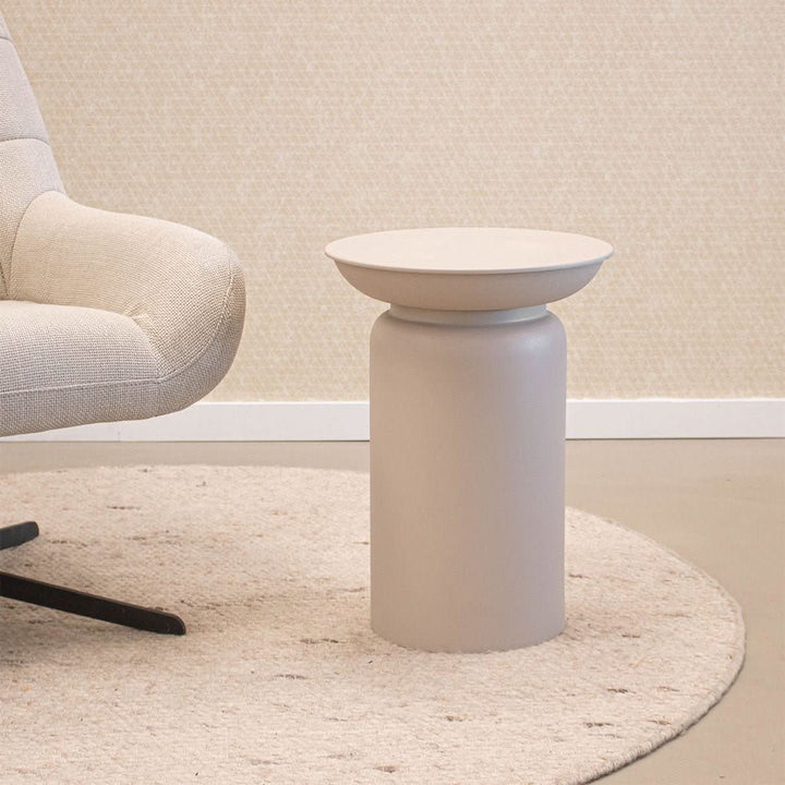Table d'appoint en métal design moderne beige CLAY | NOVA - Designix