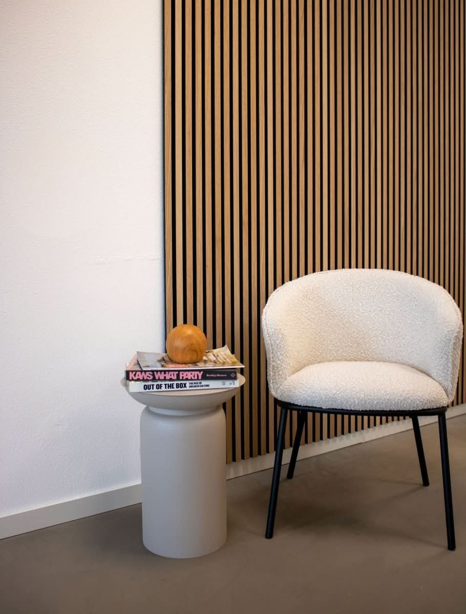 Table D'Appoint Métallique Moderne Jaune Moutarde | CLAY - Designix