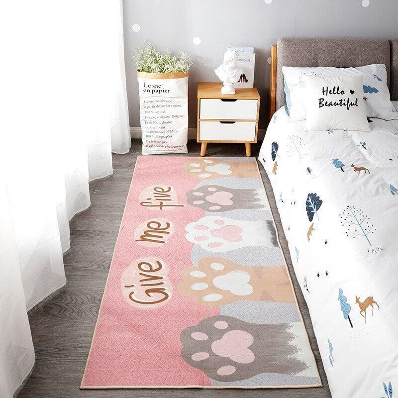 Tapis de Sol Enfant | Fusion Créative | Designix - Tapis Pattes de Chat 60x160 cm  - https://designix.fr/