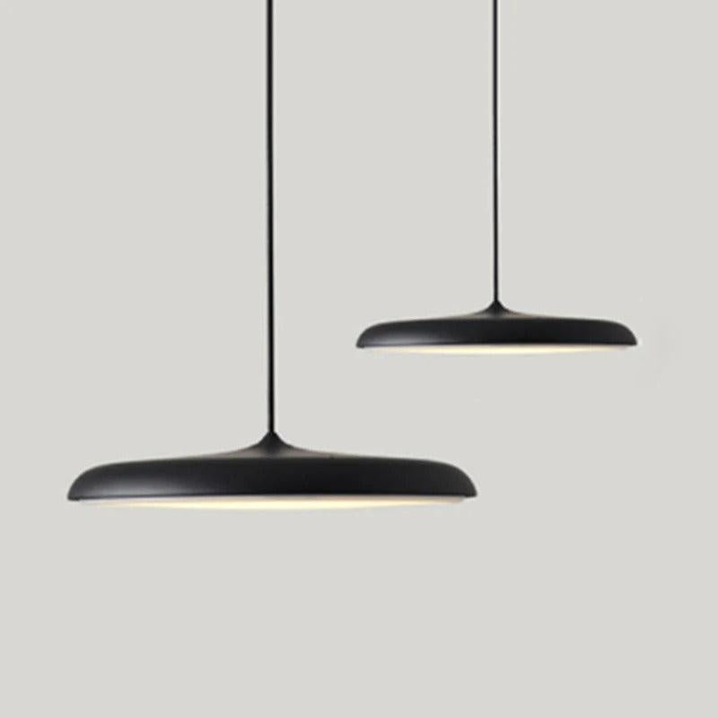 Suspension Luminaire Design OVNI | Zénith | Designix - Suspension luminaire Noir Diamètre 40cm 24W Blanc froid - https://designix.fr