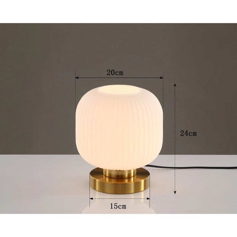 Lampe à Poser en Verre | Lueur Ciselée | Designix - Lampe de chevet Blanc | 20cm   - https://designix.fr/