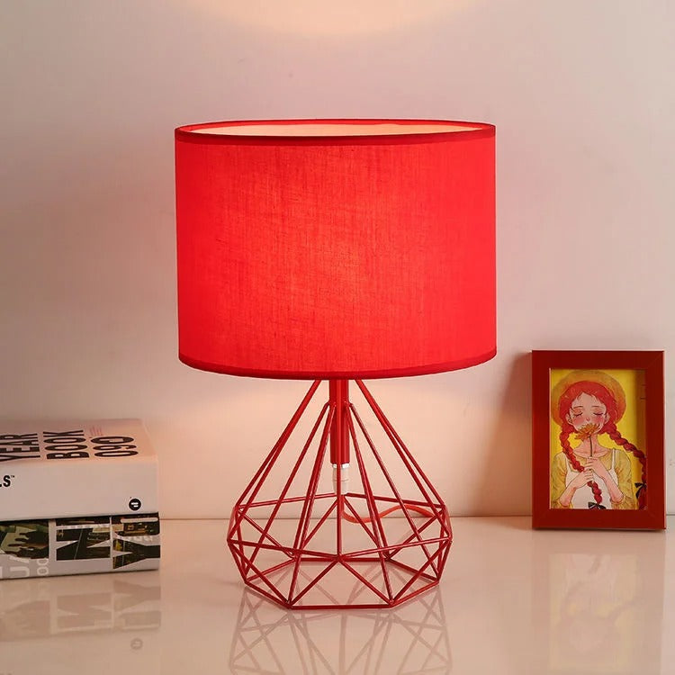 Lampe Géométrique Rétro | Silhouette Graphique | Designix - Lampe de chevet Rouge   - https://designix.fr/
