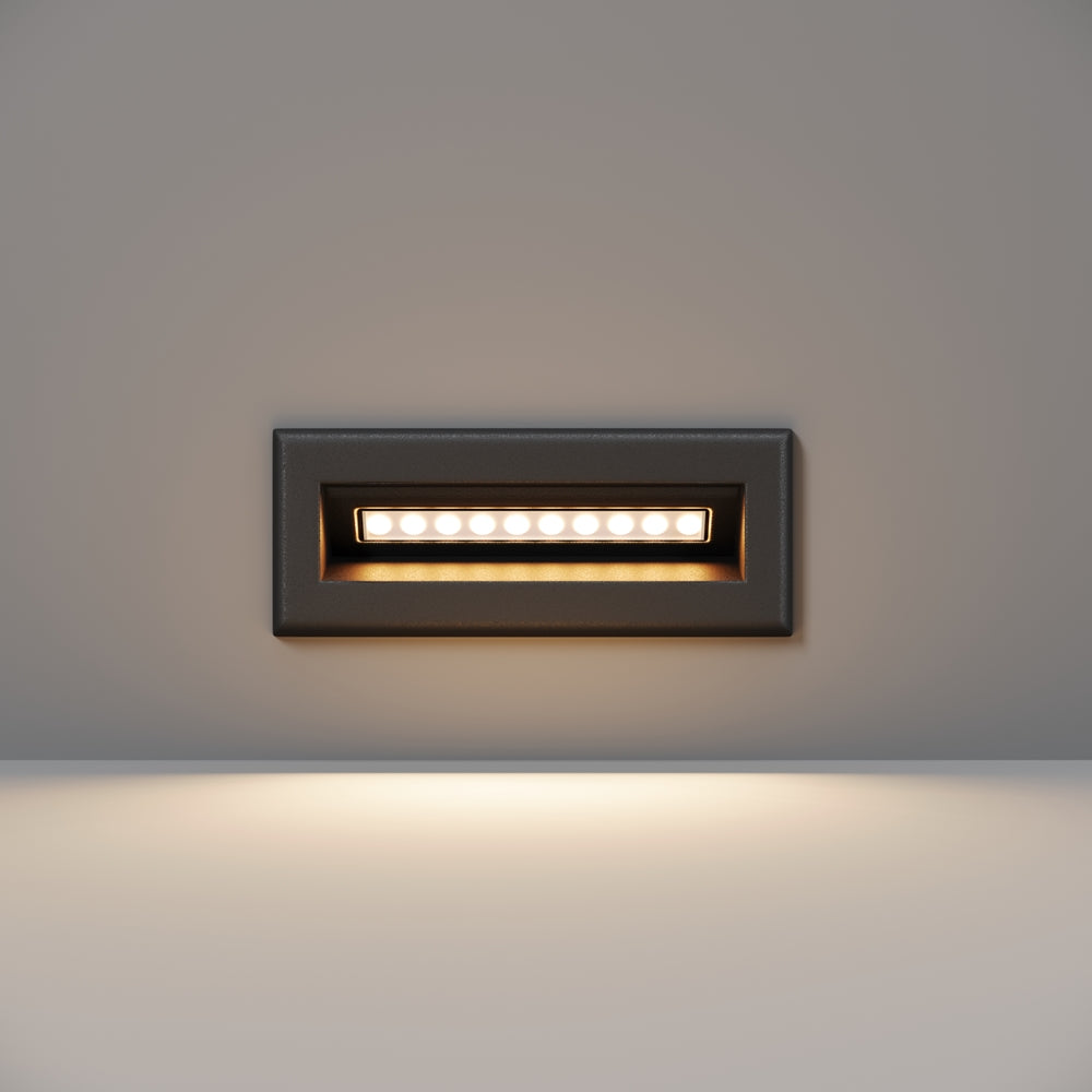 Version noire anthracite du luminaire encastré, éclairage diffusé vers le bas