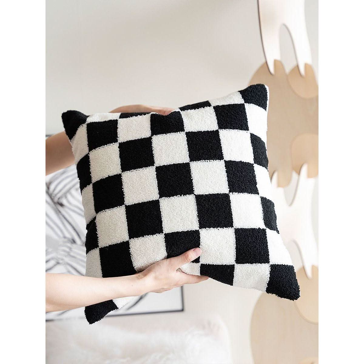 Coussin Carreaux | Silhouette Moderne - Designix Coussin