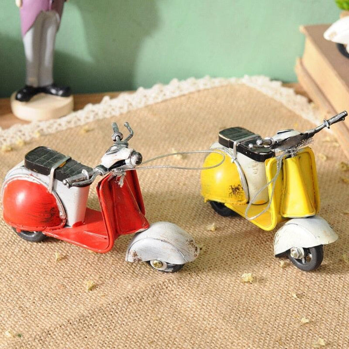 Figurines Moto Fer Artisanat | Zora - Designix Statuette Jaune 12x4.5x6.5cm