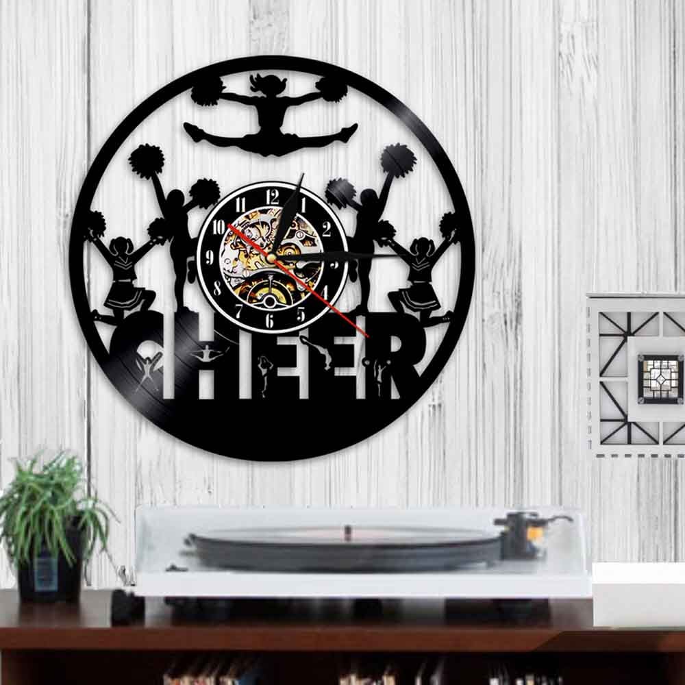 Horloge Murale Design | Cheerleaders | Designix - Horloge murales    - https://designix.fr/