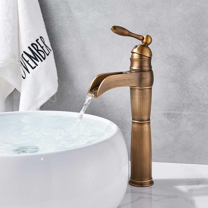 Mitigeur Cascade Lavabo | Esprit Intemporel - Designix Mitigeur Lavabo Bronze Brossé