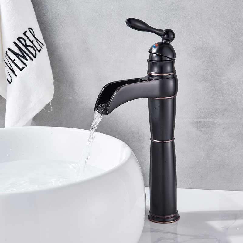Mitigeur Cascade Lavabo | Esprit Intemporel - Designix Mitigeur Lavabo Noir & Bronze