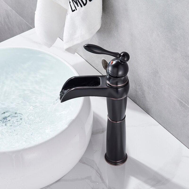 Mitigeur Cascade Lavabo | Esprit Intemporel - Designix Mitigeur Lavabo Noir & Bronze