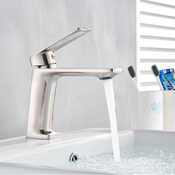 Mitigeur Lavabo Bec Long | Charme Épuré - Designix Mitigeur Lavabo Blanc & Or