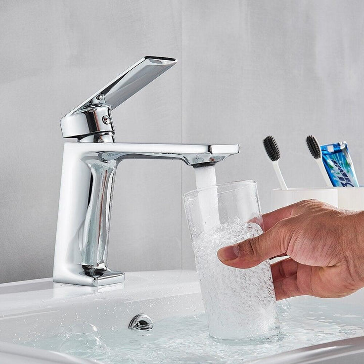 Mitigeur Lavabo Bec Long | Charme Épuré - Designix Mitigeur Lavabo Blanc & Or