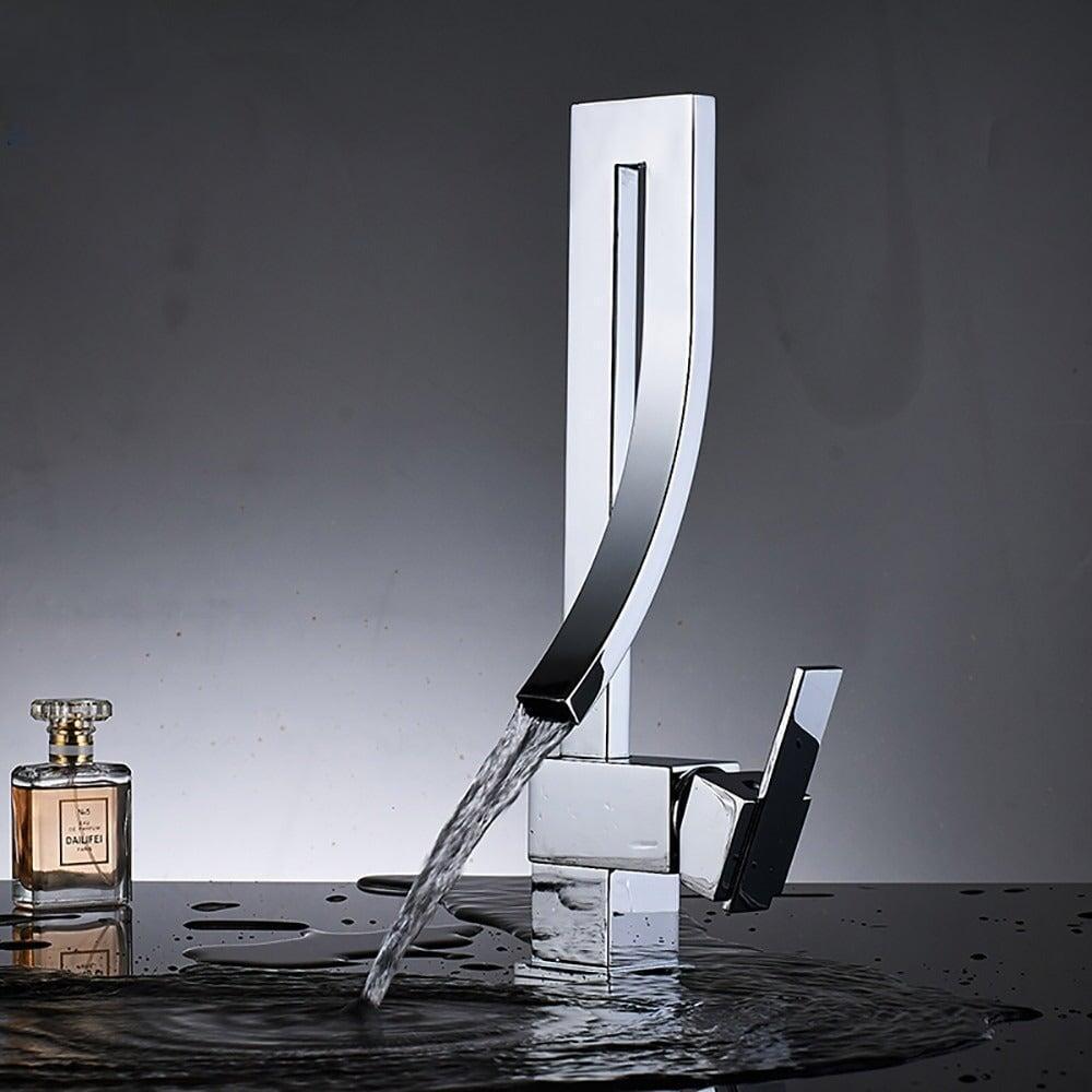 Mitigeur Lavabo Cascade | Courbe Gracieuse - Designix Mitigeur Lavabo Chrome
