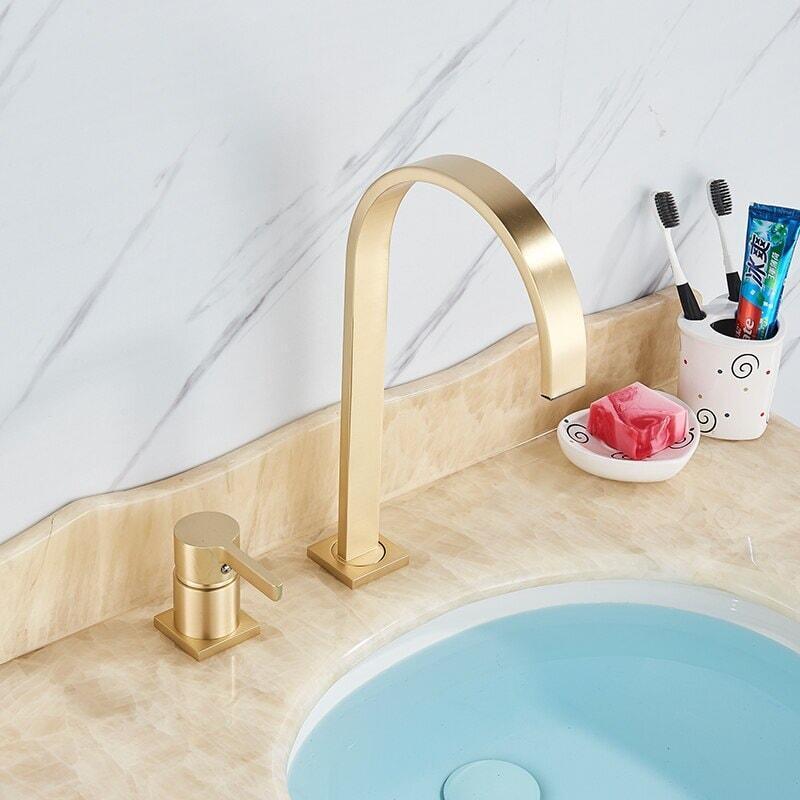 Mitigeur Lavabo Col de Cygne | Élégance Moderne | Designix - Mitigeur Lavabo Or Brossé - https://designix.fr/