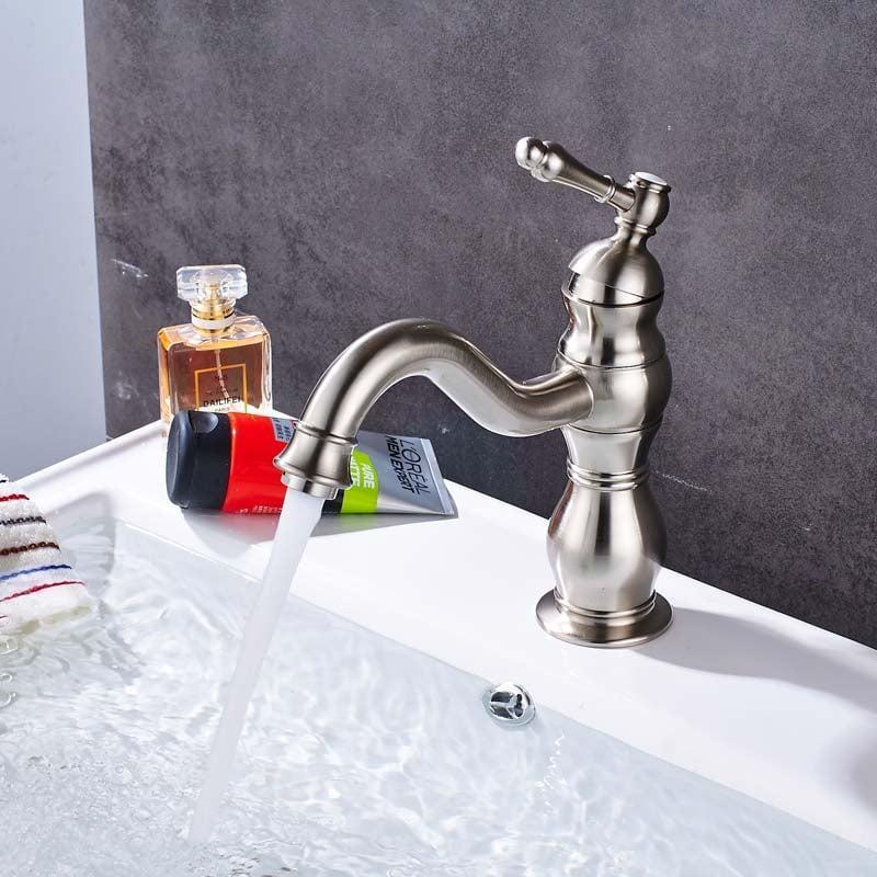 Mitigeur Lavabo Rétro | Lueur Éthérée - Designix Mitigeur Lavabo Bronze