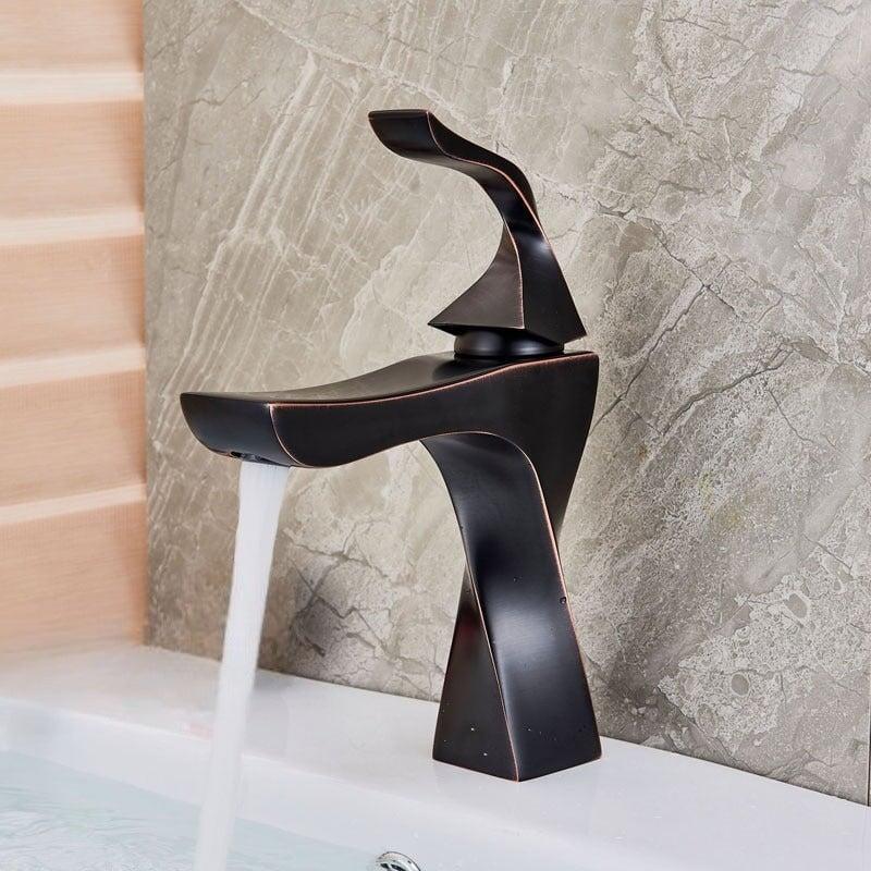 Mitigeur Lavabo Tordu | Élégance Sculpturale - Designix Mitigeur Lavabo Noir Mat