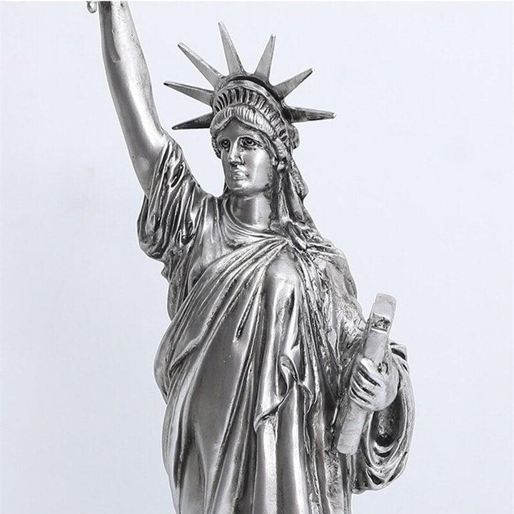 Statuette de la Liberté | Inspiration Divine - Designix Statuette Or