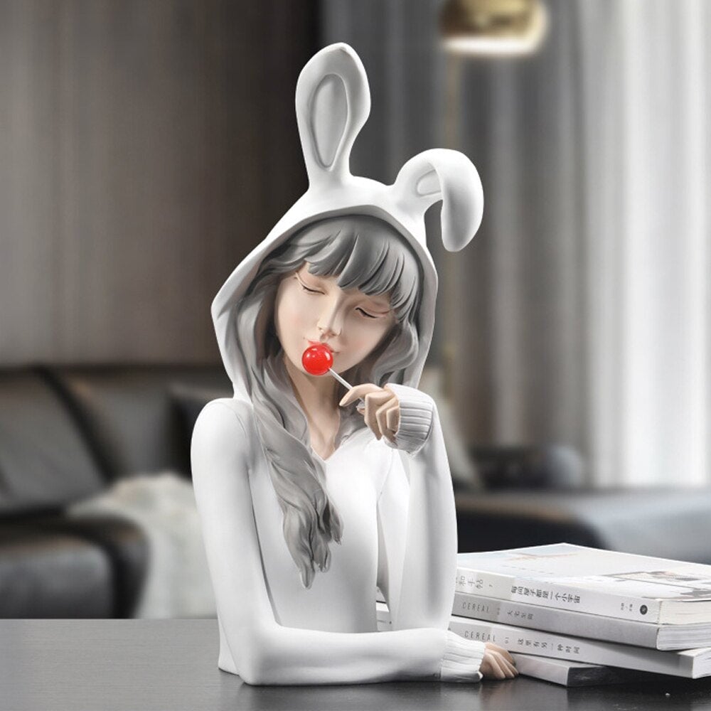 Statuette Femme | Lollipop | Designix - Statuette Blanc   - https://designix.fr/