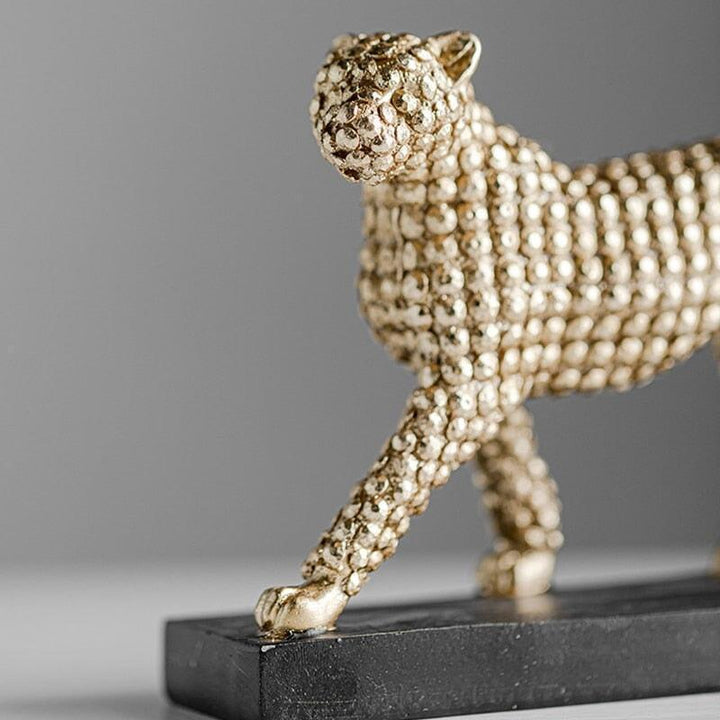 "Statuette Léopard Résine Dorée" | Designix - 2222 - https://designix.fr/