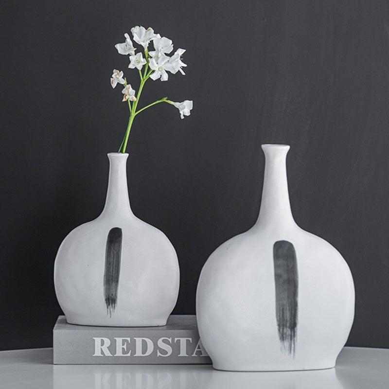 Vase Design Encre | Conception Expressive - Designix Vase 19.5x15x6.8cm