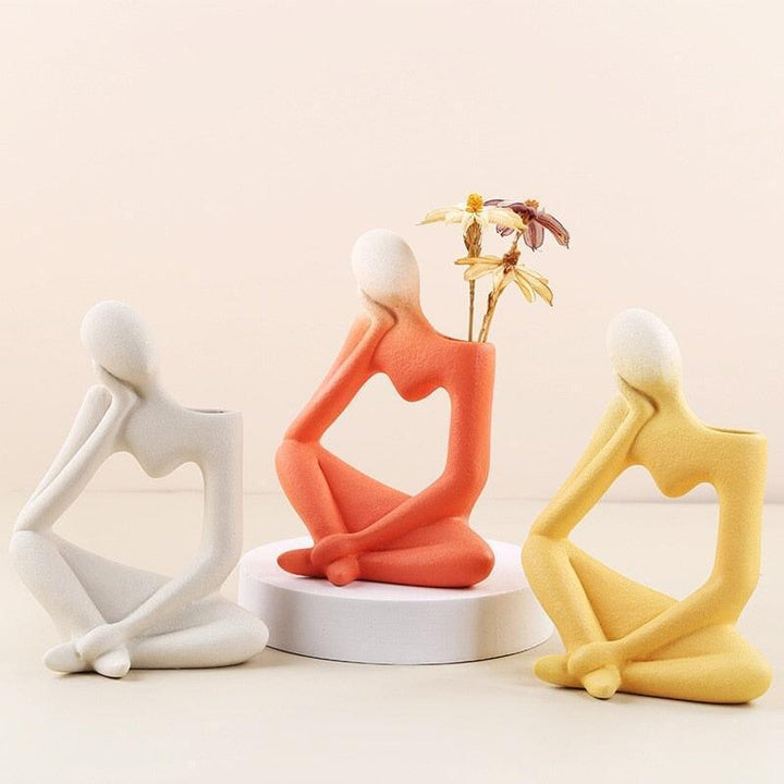 Vase en Céramique | Silhouette Dynamique - Designix Vase Orange