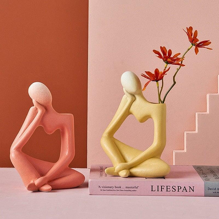 Vase en Céramique | Silhouette Dynamique - Designix Vase Orange