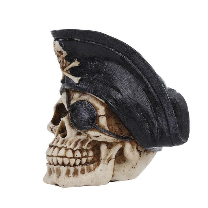"Statue Jardin Crâne Pirate" | Designix - 2222 - https://designix.fr/