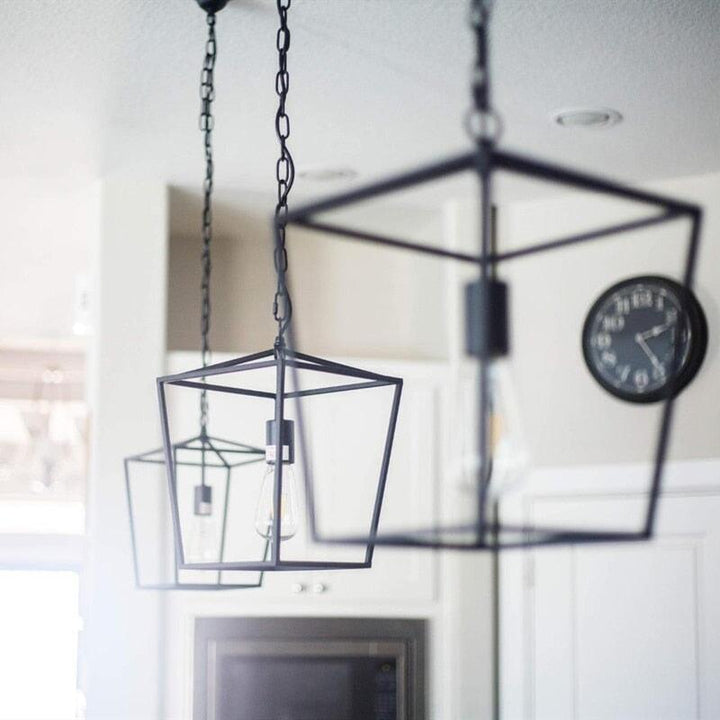 "Suspension Industrielle Vintage Noire" | Designix - 2222 - https://designix.fr/